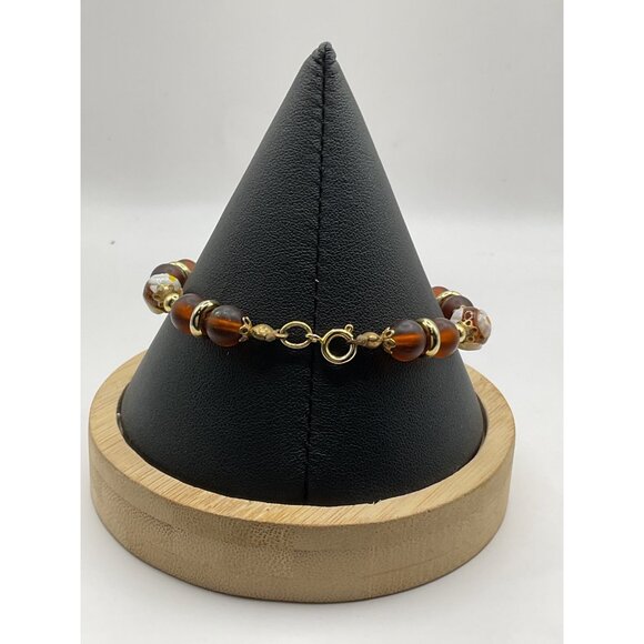 Amber & Gold-Tone Beaded Bracelet With Floral Accents - Picture 2 of 3